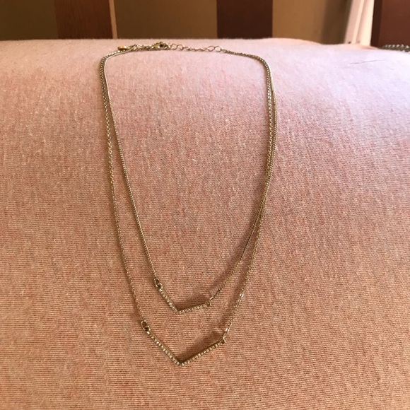 Assorted Jewelry (necklaces, bracelets, earrings) - Picture 5 of 6